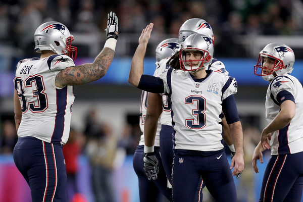 Patriots defeat Rams; win lowest scoring Super Bowl ever