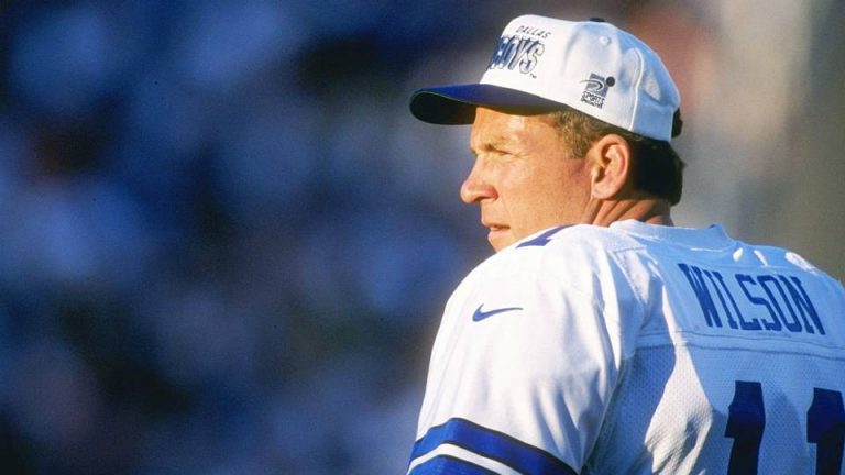 Former NFL QB Wade Wilson, 60, passes away