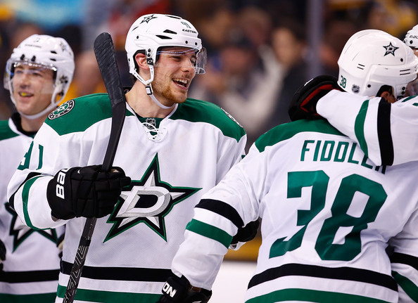 Tyler Seguin out with concussion symptoms