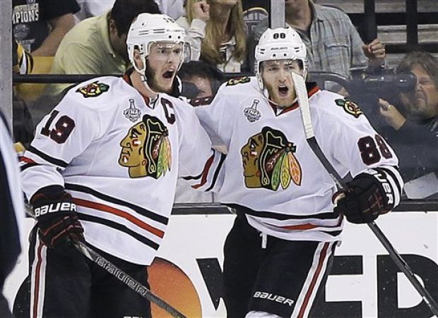 Blackhawks sign Kane and Toews to eight year extensions
