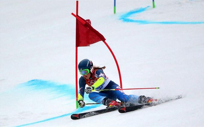 Mikaela Shiffrin and Julia Mancuso fail to medal in Women’s Giant Slalom, Full Results
