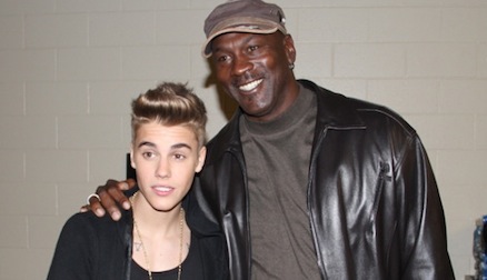 Michael Jordan meets Justin Bieber prior to show
