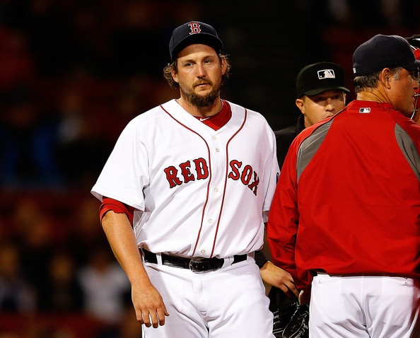 Red Sox reliever Joe Hanrahan to undergo surgery
