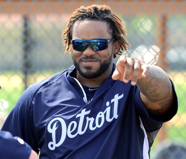 Tigers reach deal to send Prince Fielder to Rangers for Ian Kinsler