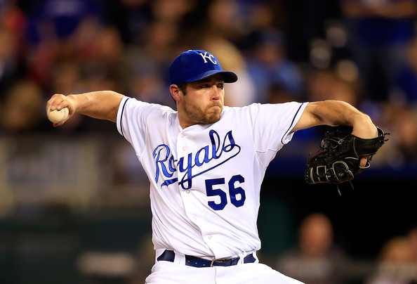 Royals avoid arbitration with Greg Holland, both seeking multi-year deal