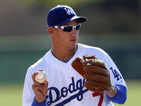Dodgers: Alex Guerrero to miss five weeks