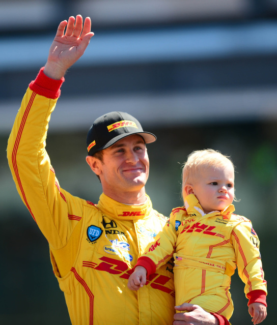 Ryan Hunter-Reay’s son refuses to drink Indy milk