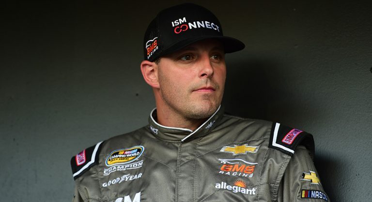 Johnny Sauter continues dominance at Dover, Jegs 200 results