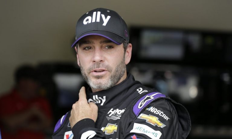 Jimmie Johnson making 650th Cup start at ISM