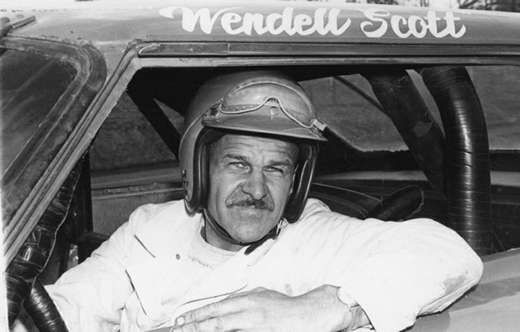 Wendell Scott family wants formal trophy from NASCAR