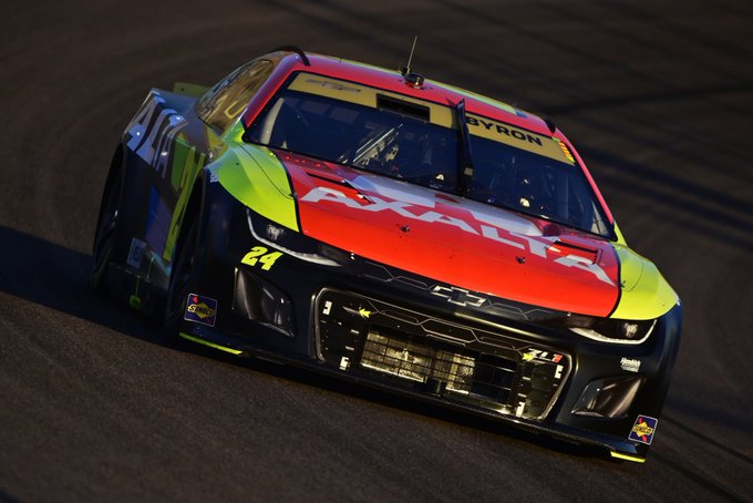 William Byron scores pole for NASCAR finale at Phoenix Raceway, Championship Race Starting Lineup
