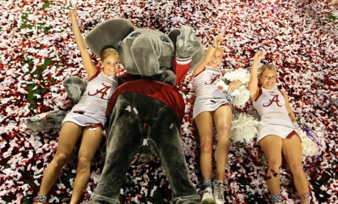 Watch: Alabama fan jumps on Oklahoma students during Sugar Bowl