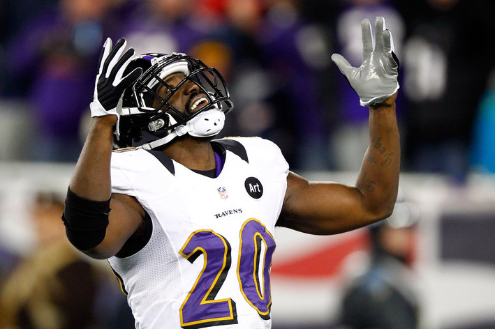 Ed Reed has $50,000 stolen from his car