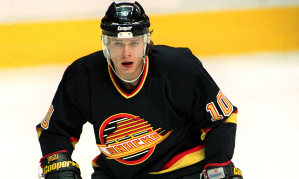 Pavel Bure to have No. 10 retired by Canucks on Saturday