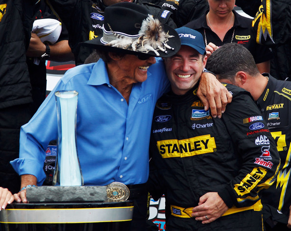 Richard Petty Motorsports staying with Ford, Limited in 2013