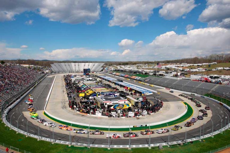 NASCAR at Martinsville: Weekend schedule, race start times